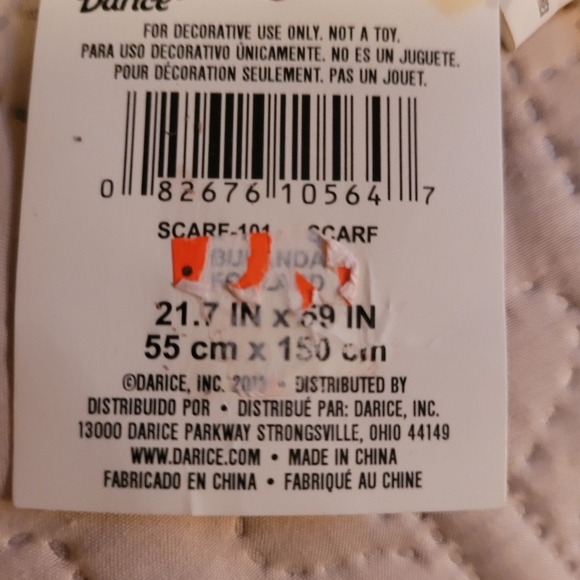 Scarf - Picture 5 of 5